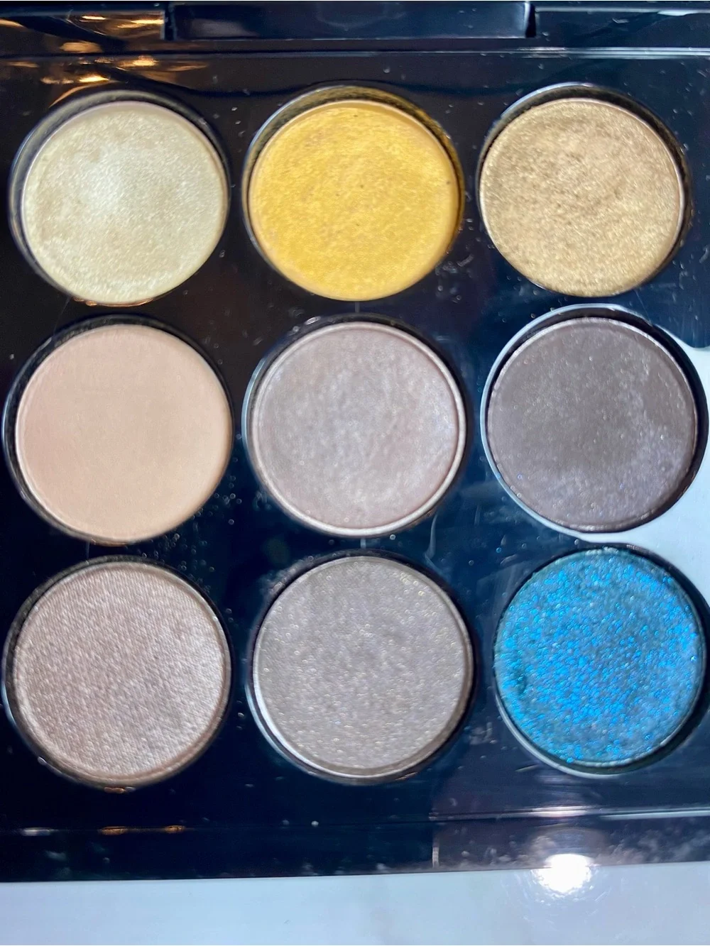 MAC Cosmetics Eyeshadow X9 Pallet (Shades Listed Below)